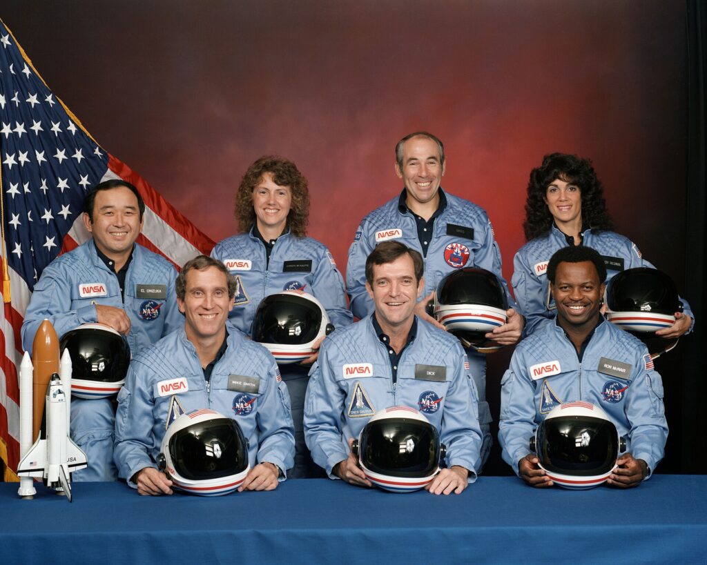 Les sept membres d'équipage de la mission STS-51-L.
